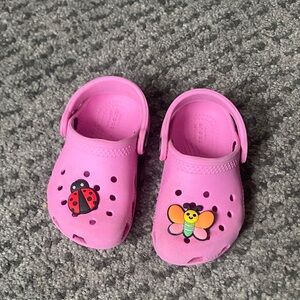 Pink Crocs C6